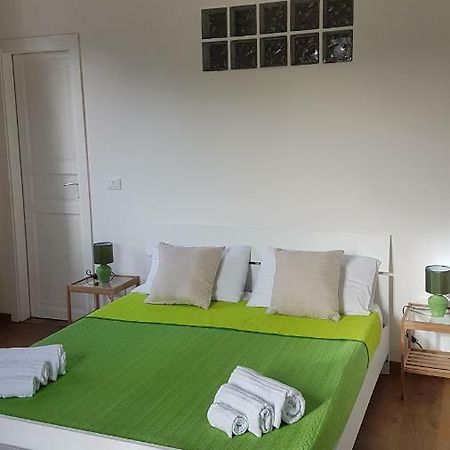 Готель Mondello Sicily House Екстер'єр фото